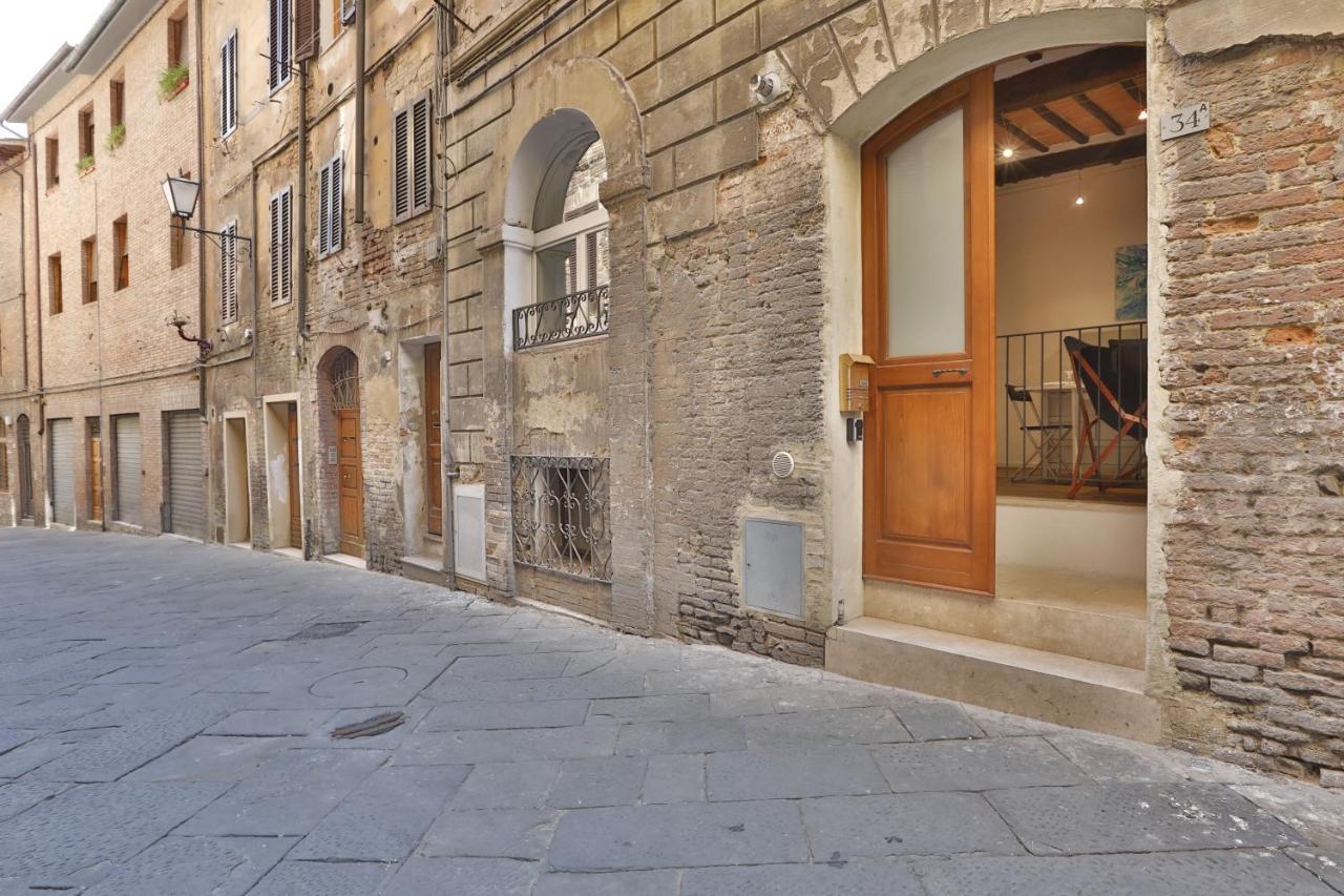 Appartamento Indipendente Vicino Piazza Del Campo Siena Bagian luar foto